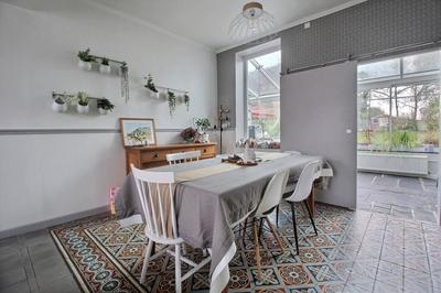 Maison bourgeoise - 225 m² - 8 pièces