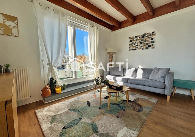 Appartement - 84 m² - 4 pièces