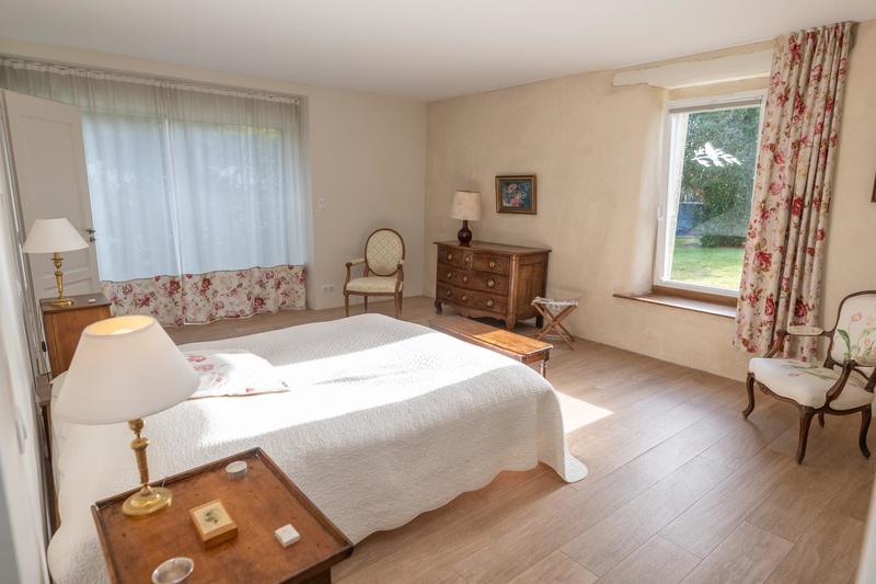 Longère - 258 m² - 8 pièces