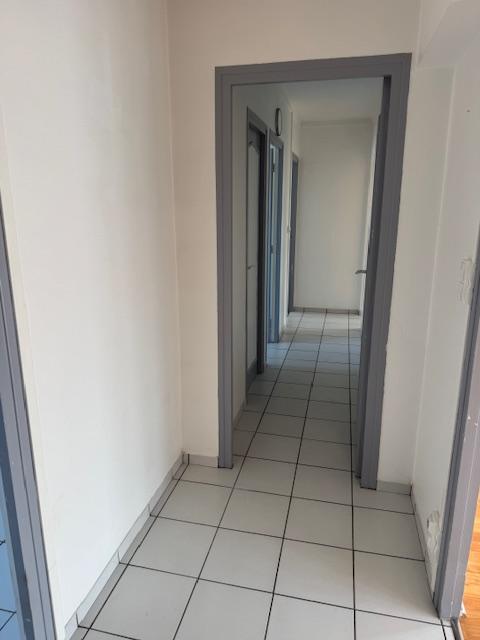 Appartement - 70 m² - 4 pièces