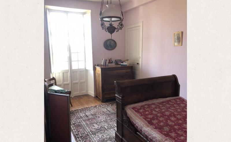 Maison - 355 m² - 15 pièces