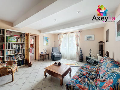 Maison - 140 m² - 5 pièces