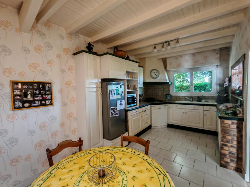 Maison - 158 m² - 8 pièces