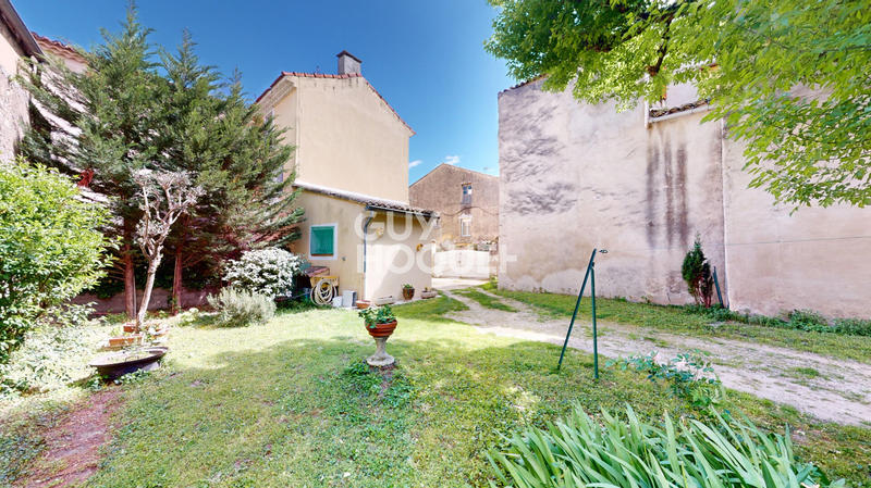 Maison - 148 m² - 6 pièces