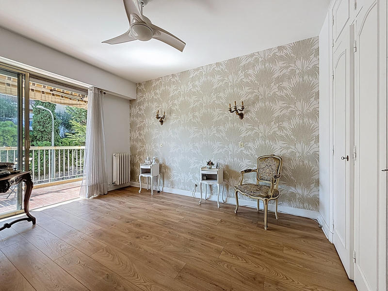 Appartement - 104 m² - 4 pièces