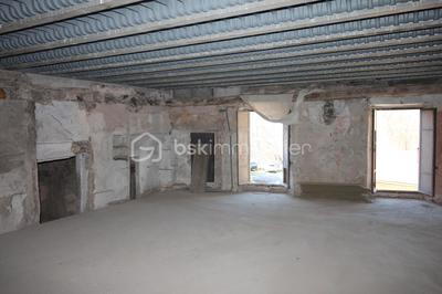 Maison de village - 150 m² - 2 pièces