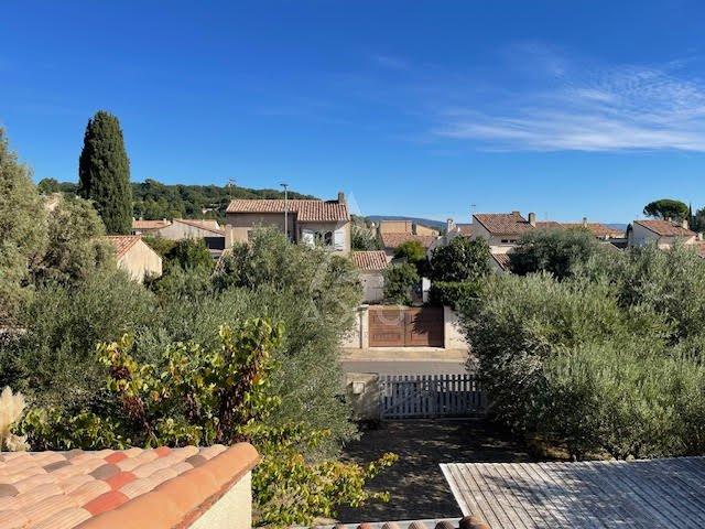 Villa - 105 m² - 5 pièces