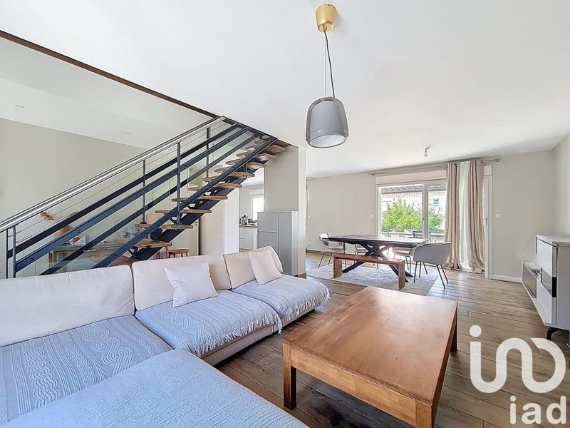 Maison - 135 m² - 6 pièces