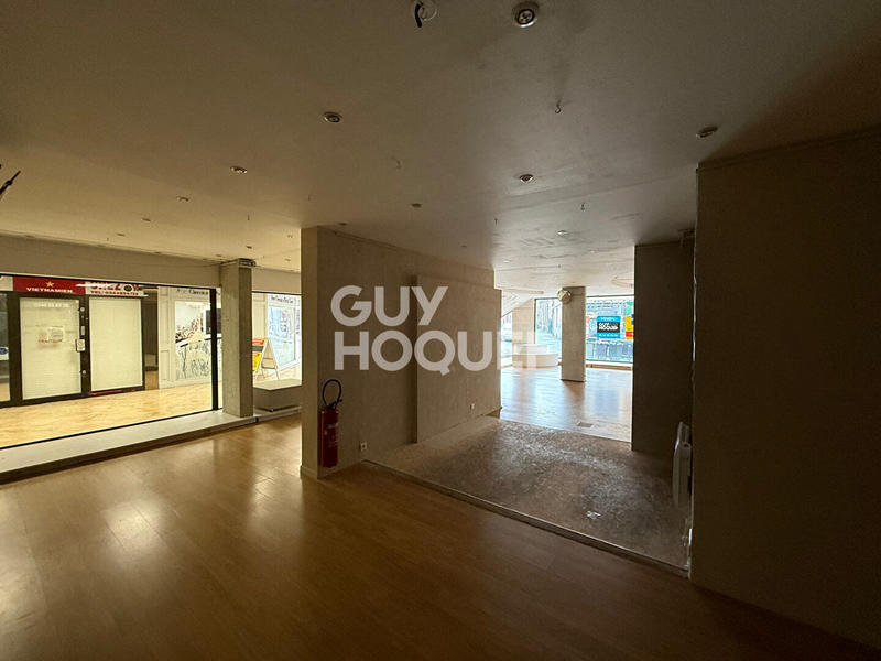 Local d'activités - 104 m² - 1 pièce