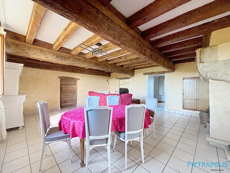 Maison - 198 m² - 8 pièces