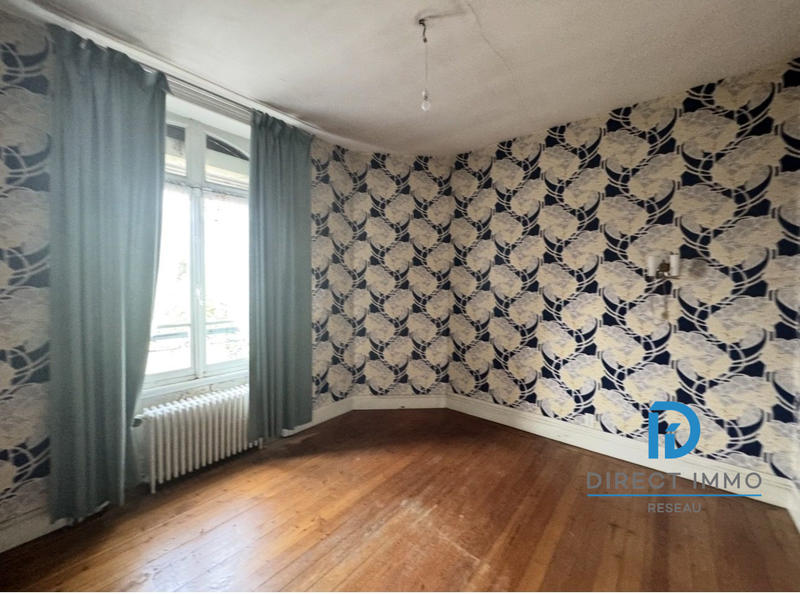 Maison - 200 m² - 10 pièces