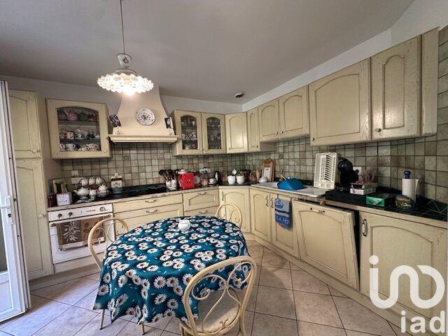 Maison - 137 m² - 5 pièces