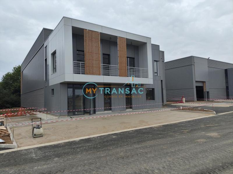 Local d'activité / Entrepôt - 718 m²