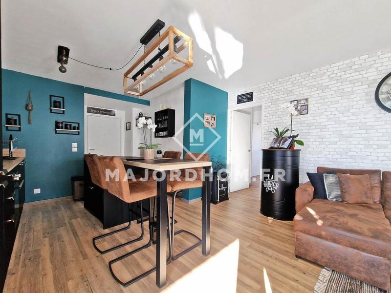 Appartement - 85 m² - 4 pièces
