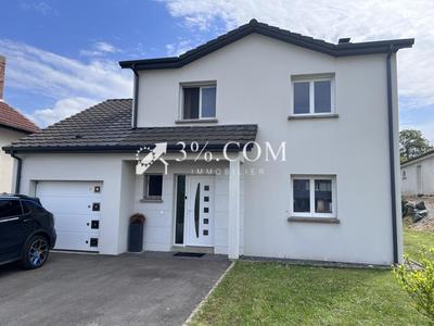 Maison - 110 m² - 6 pièces