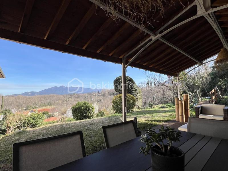 Villa - 197 m² - 7 pièces