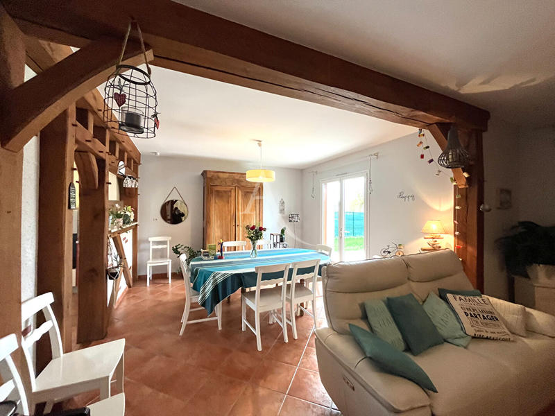 Maison - 184 m² - 7 pièces