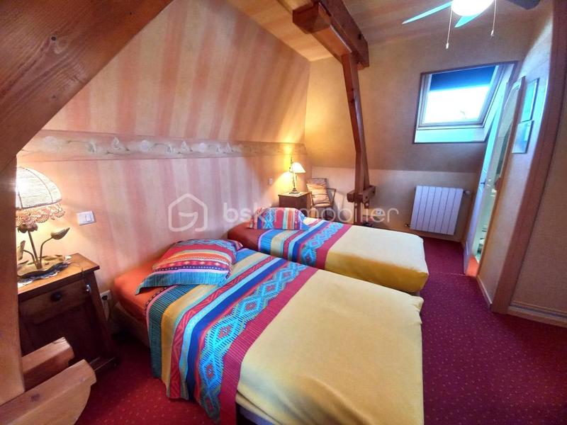 Maison ancienne - 147 m² - 11 pièces