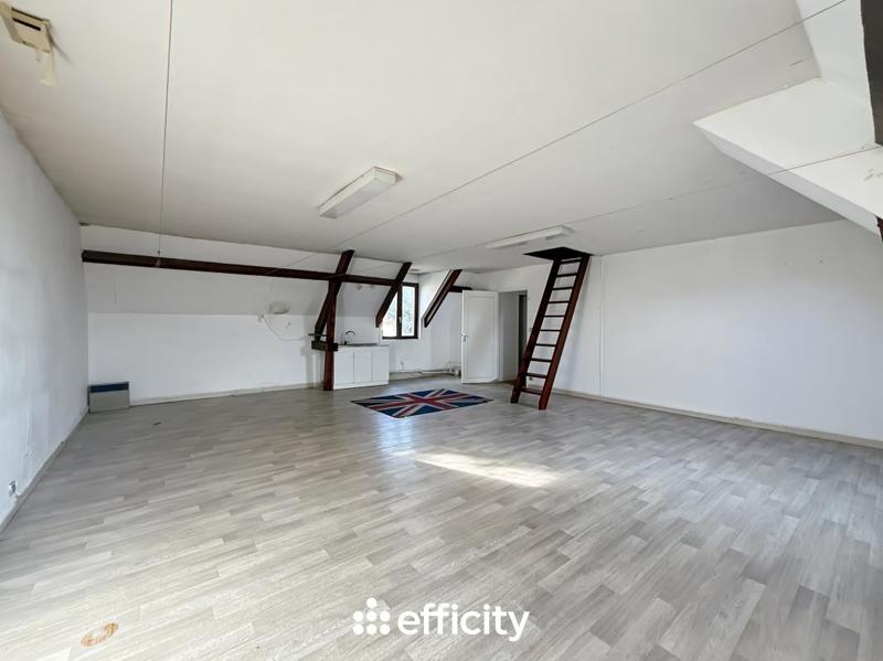 Maison - 215 m² - 8 pièces