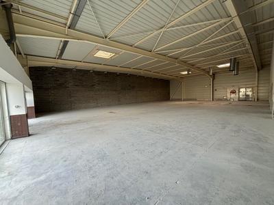 Local commercial - 600 m²