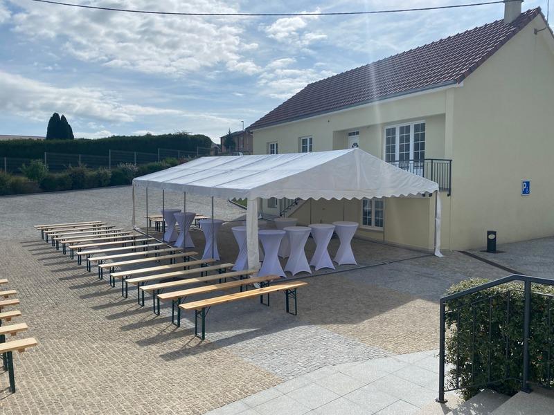 Propriété - 1 298 m² - 45 pièces