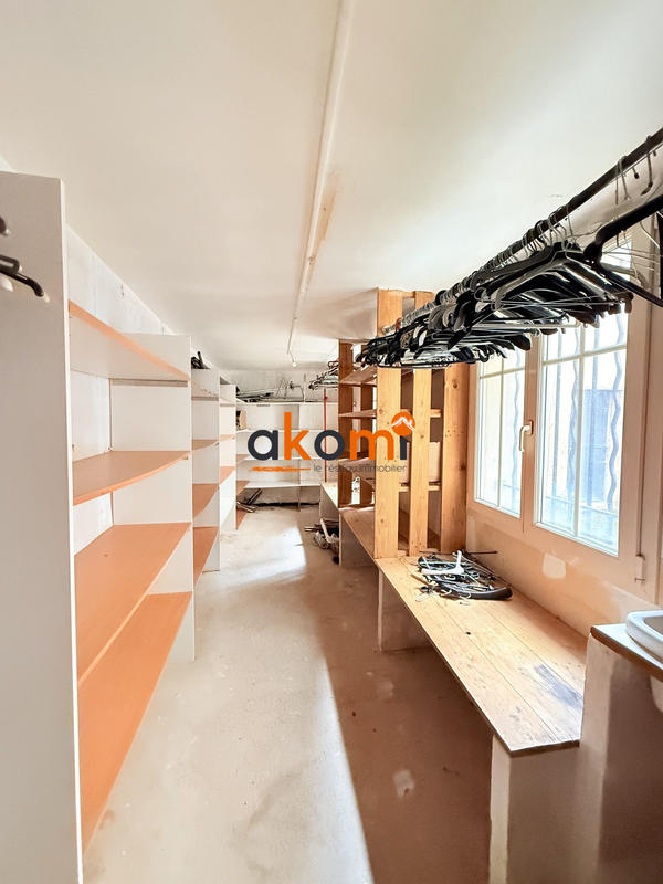 Local commercial - 78 m² - 2 pièces