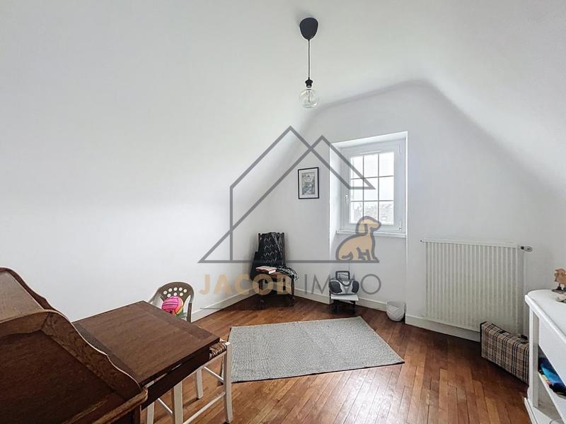 Maison - 145 m² - 7 pièces