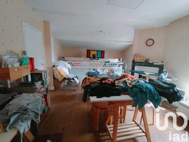 Maison - 355 m² - 16 pièces