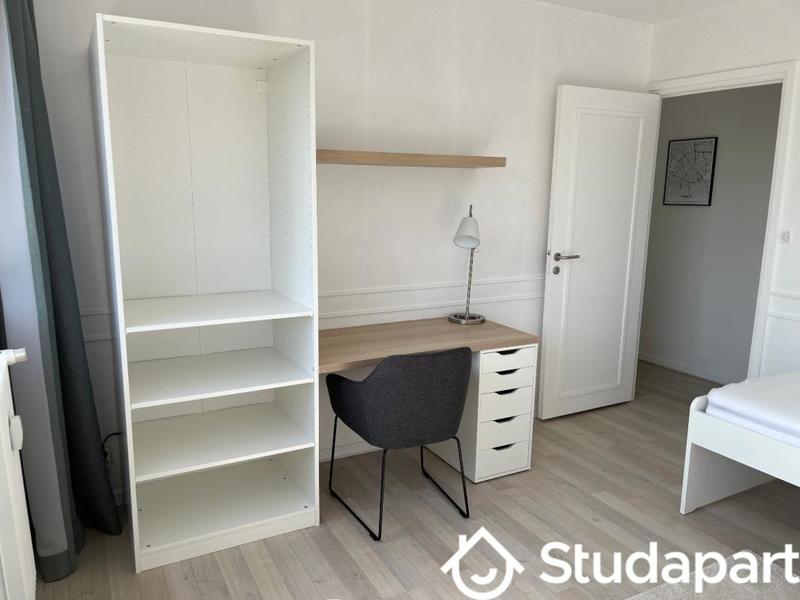 Chambre - 14 m² - 1 pièce