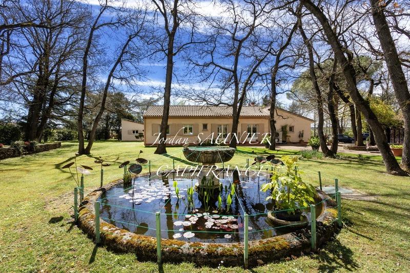 Maison - 182 m² - 7 pièces