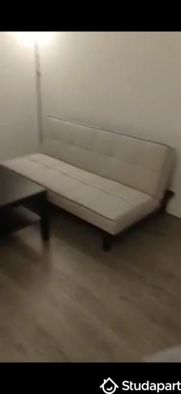 Chambre - 12 m² - 1 pièce