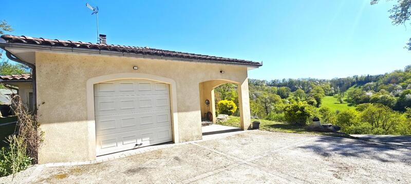 Maison - 135 m² - 5 pièces