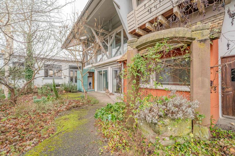 Maison - 393 m² - 15 pièces