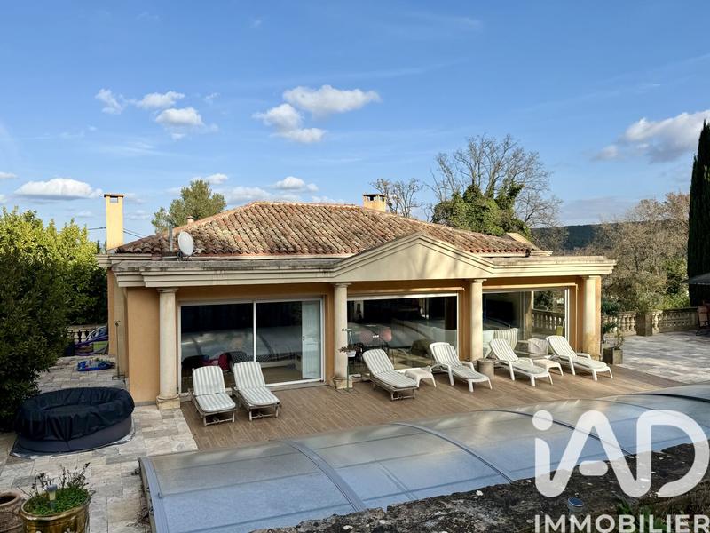 Maison de maîtres - 271 m² - 8 pièces