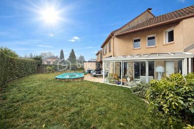 Maison - 142 m² - 6 pièces