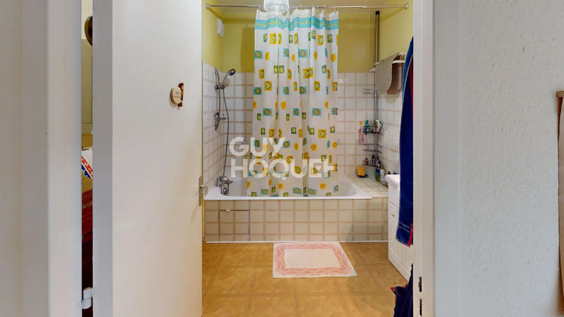 Appartement - 118 m² - 6 pièces