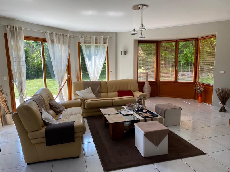 Maison contemporaine - 190 m² - 8 pièces