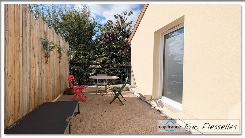 Maison - 208 m² - 9 pièces