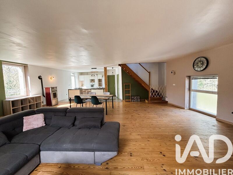 Maison - 135 m² - 5 pièces