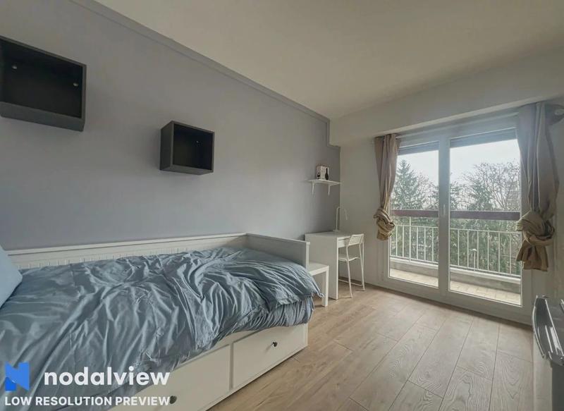 Appartement - 95 m² - 7 pièces