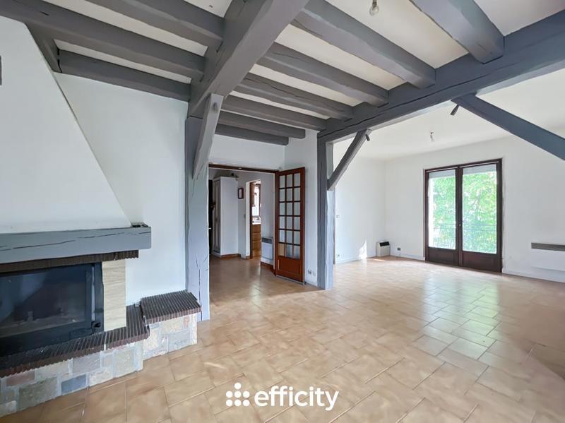 Maison - 215 m² - 8 pièces