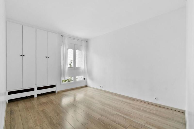 Appartement - 95 m² - 5 pièces