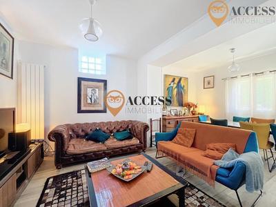 Maison de ville - 158 m² - 6 pièces