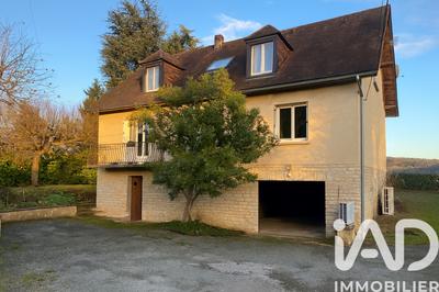 Maison - 125 m² - 7 pièces