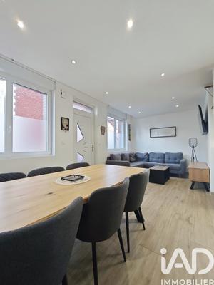 Maison - 88 m² - 4 pièces