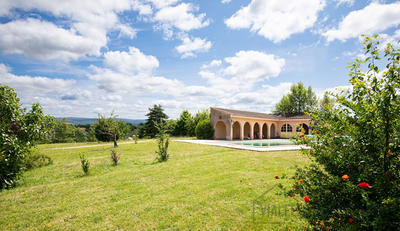 Maison d'architecte - 198 m² - 7 pièces