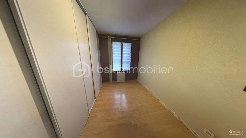 Maison traditionnelle - 99 m² - 4 pièces