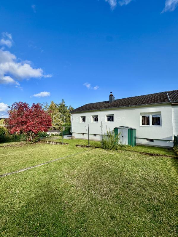 Maison traditionnelle - 85 m² - 5 pièces