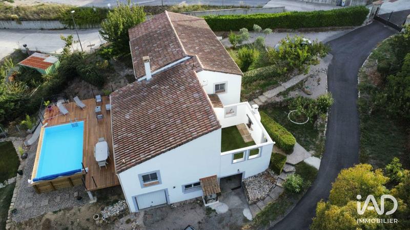 Maison - 132 m² - 5 pièces