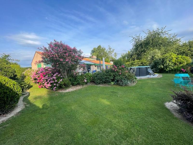 Maison traditionnelle - 103 m² - 5 pièces